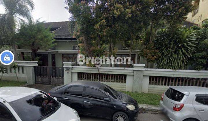 RUMAH MEWAH!! SIAP HUNI!! TENGAH KOTA!!! 2