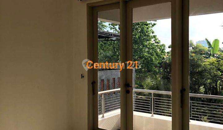 Rumah Bagus 2 Lantai Semi Furnished Siap Huni Di Deltamas 1