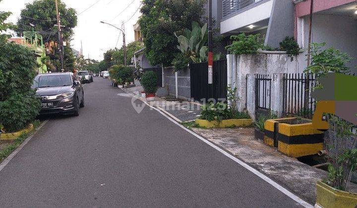 Rumah tua itung tanah kp ambon Jaktim SHM timur lokasi strategis 2