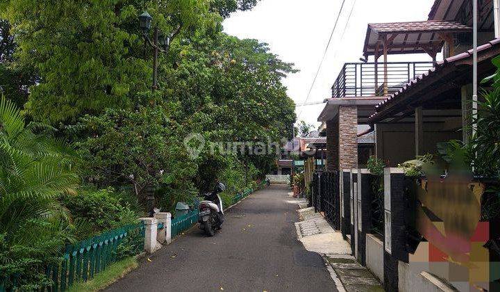 Rumah depan taman Kav DKI Pondok kelapa jak tim SHM Bagus Timur 2