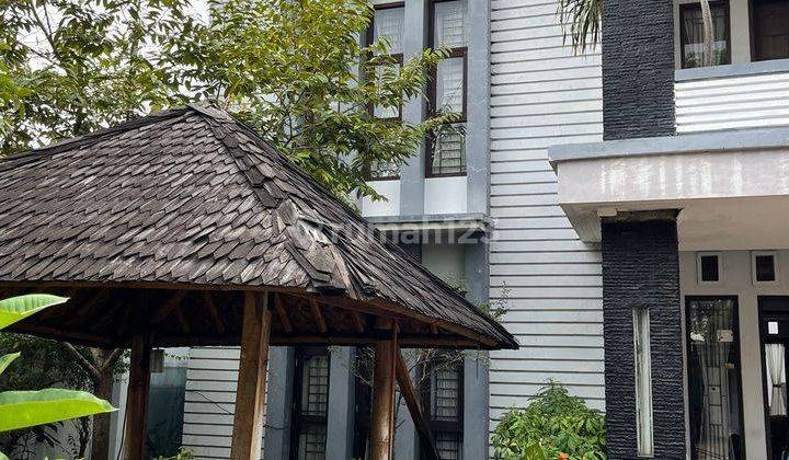 Rumah 2 lti Sumur batu kemayoran jakpus  SHM  ada taman void nya  2