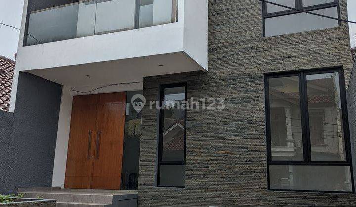 Rumah Griya bintara indah bekasi 2lti  SHM Sudah Renovasi Selatan 1