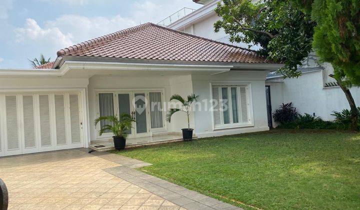 Rumah 1 lantai asri di kemang tanpa renovasi siap huni 1