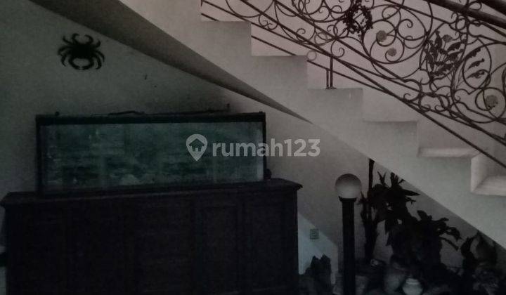 Rumah modern bagus tanpa renovasi di gading kusuma  2