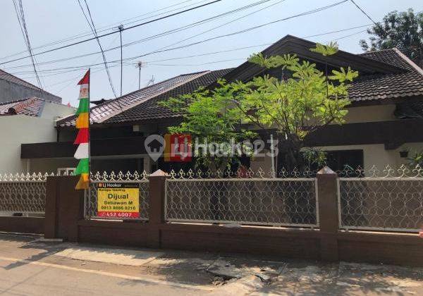 RUMAH CEMPAKA PUTIH TENGAH JAKARTA PUSAT-Luas 300 m2-2 Lt'-SHM 1