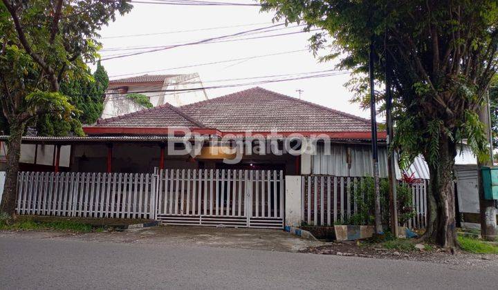 Rumah strategis RAYA TIDAR 1