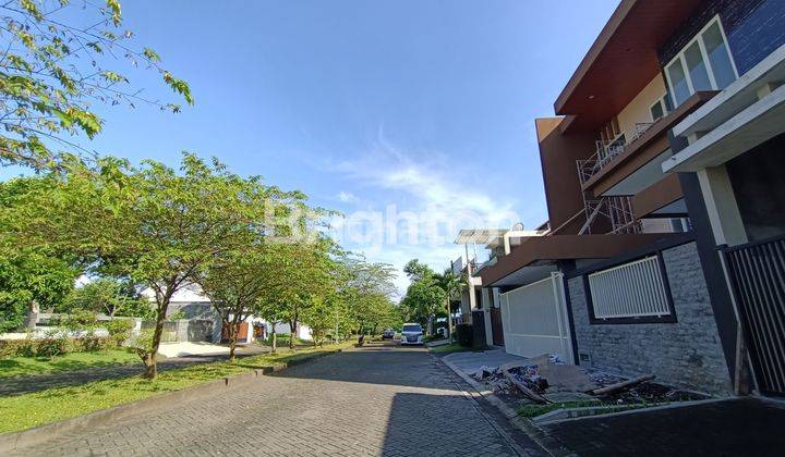 Rumah baru 2 lantai jalan kembar boulevard araya golf malang 2