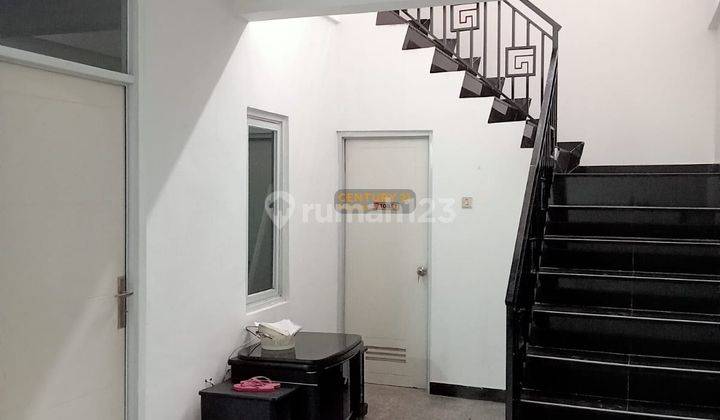 Rumah 2 Lantai Furnished Siap Huni Di Cluster Meadow Green  2