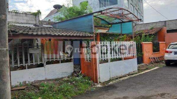 Dijual rumah tua di pulogebang Permai jakarta timur 1