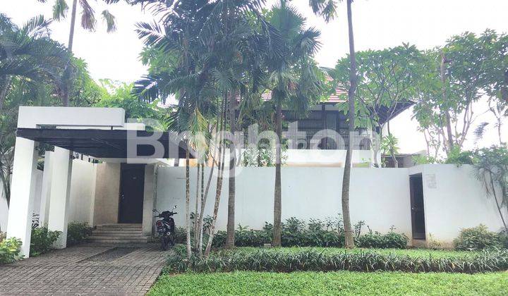 Dijual Rumah Isen Langka, Konsep Villa Ada Pool 1