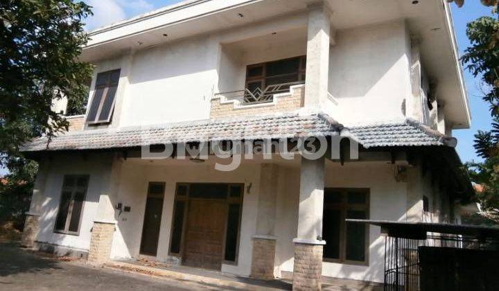 RUMAH BUTUH RENOVASI JIMBARAN 1