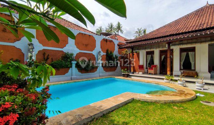 A STUNNING VILLA LOCATED IN THE HEART OF KALIBUKBUK LOVINA 2