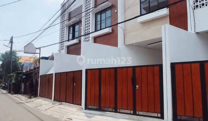 Rumah Baru Lokasi Fantastis, Cempaka Putih, Jakarta Pusat 2