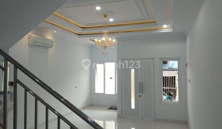 RUMAH DIJUAL KEMAYORAN 2