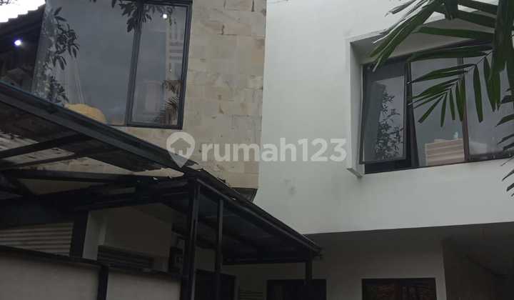 Dijual Rumah Tua Hitung Tanah Cikini Menteng Dijual Rumah Tua Hitung Tanah Cikini Menteng