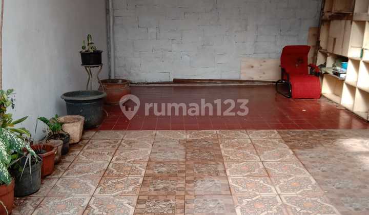 House in Pulo Asem Area, East Jakarta 2