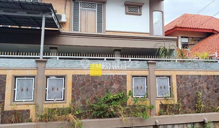 Rumah Mewah 3 Lantai View Kota di Teluk Betung Bandar Lampung 1