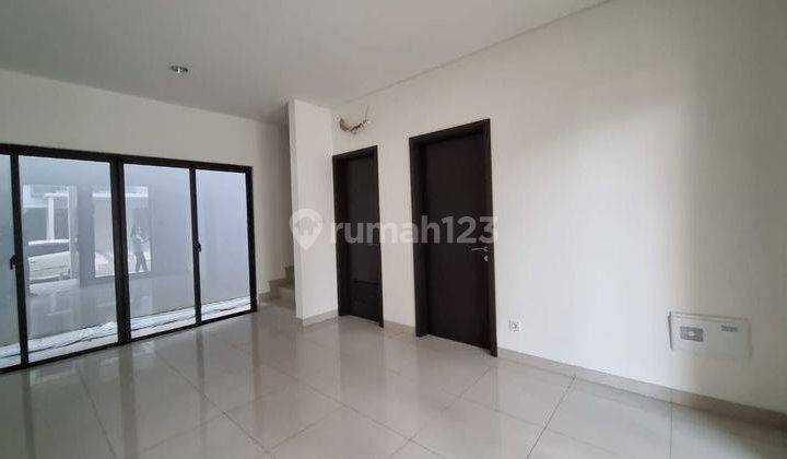 Dijual Cepat Rumah di Wisteria Metland Menteng Jakarta Timur  2