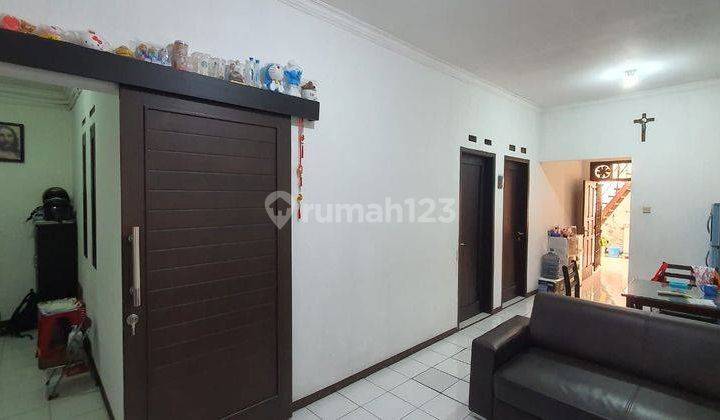 Dijual Rumah di Kembar. Lokasi di Kota. Dekat Dg Tegallega Bkr 2