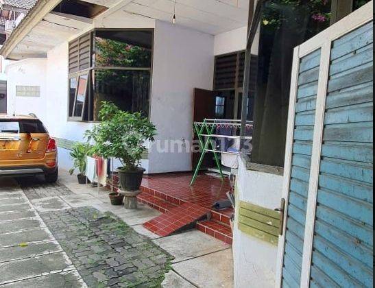 Dijual Rumah + Kost di Jl.pusponjolo Barat 2