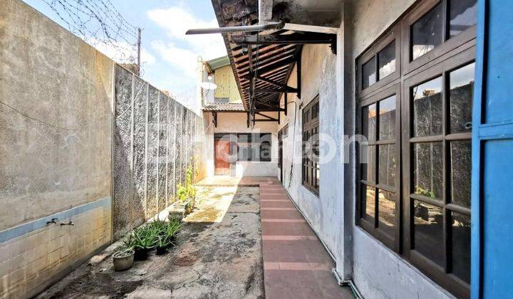 RUMAH BESAR DI JENDRAL SUDIRMAN SEMARANG 2