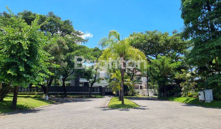 RUMAH GRAHA FAMILY GOLF VIEW ada SWIMMING POOL JALAN KEMBAR dekat clubhouse, pusat bisnis dan komersial 2