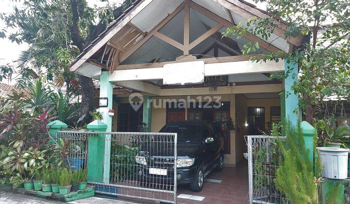 Rumah hadap timur jalan lebar di Bina Husada, Sunter Jaya 1