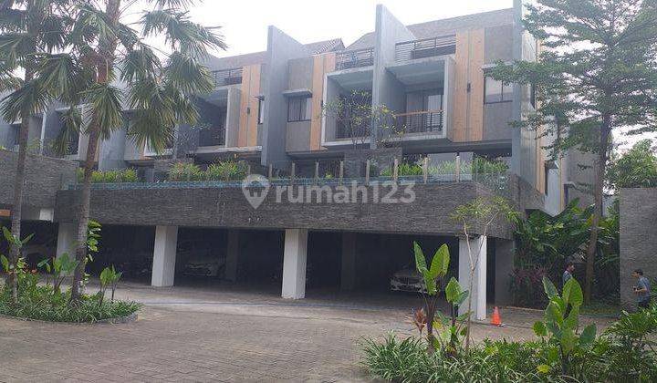 Dijual Townhouse Mewah di Bangka  1