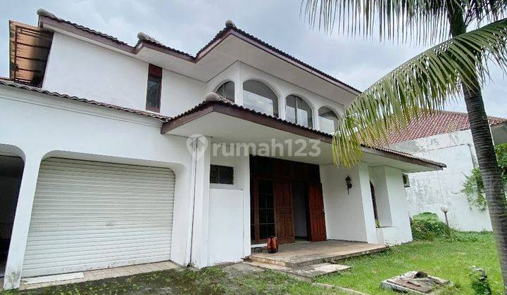 Dijual Rumah Bagus 2 Lantai, Jalan Lamandau  1