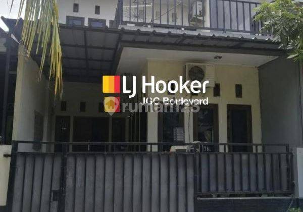 Dijual Rumah Siap Huni 2 Lantai di Villa Mutiara Gading 3 Bekasi 1