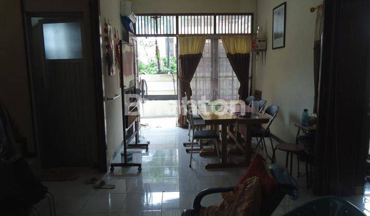 RUMAH 2 LANTAI DI JALAN GODEAN KM 4 2