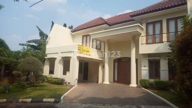 rumah strategis di sutera kirana utama alam sutera serpong tangerang banten 1