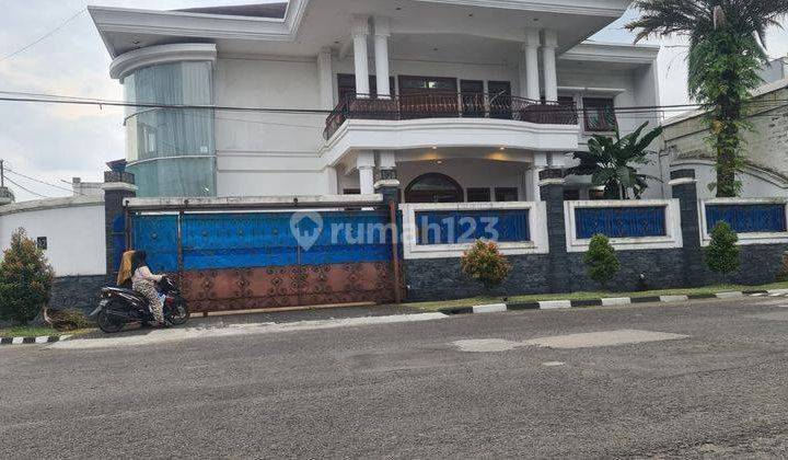 Rumah Lux, Terawat, Siap Huni di Mekar Wangi 2