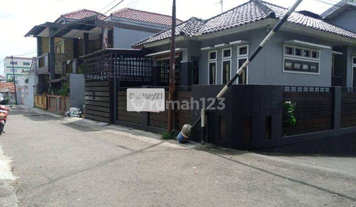 Rumah Pusat Kuliner Tegal Gundil Bogor Utara 1