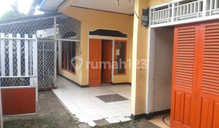 Rumah Kos Lokasi Strategis dan Investasi Yang Menguntungkan @Radio Dalam Rumah Kos Lokasi Strategis dan Investasi Yang Menguntungkan @Radio Dalam