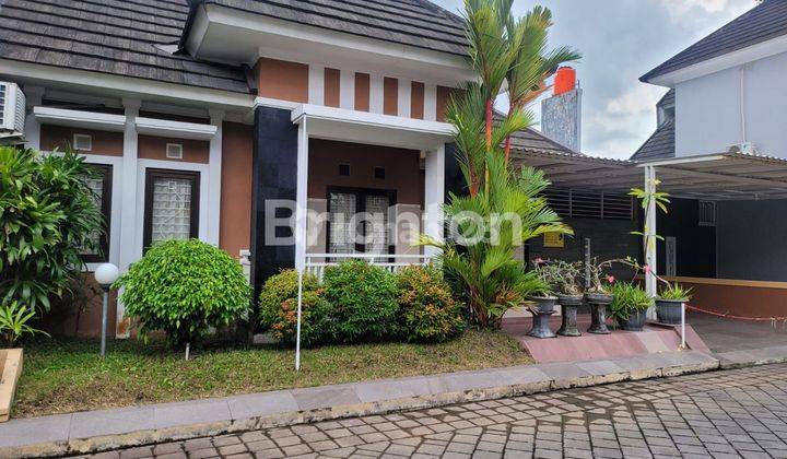 RUMAH CANTIK DLM CLUSTER DEKAT STADION MAGUWO 1