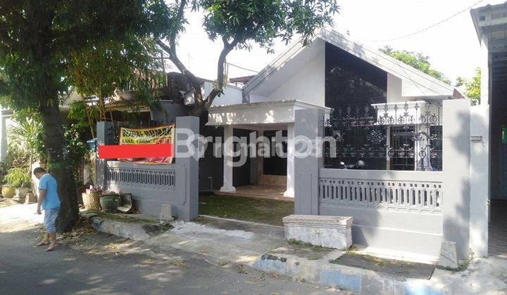 RUMAH CANTIK SIAP HUNI DI TENGAH KOTA JOMBANG