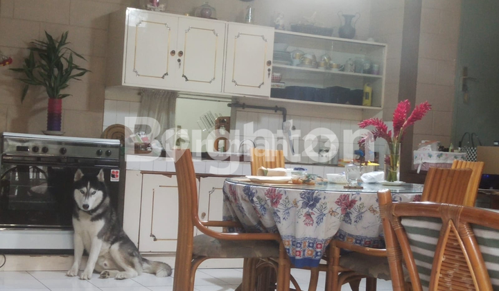 TWO-STORY HOUSE IN CIPAKU, LOT SHAPE POUCH. 2