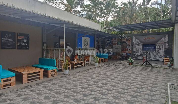 Rumah Usaha di Mainroad Cihanjuang dekat Taman Kupu Kupu Cihanjuang 1