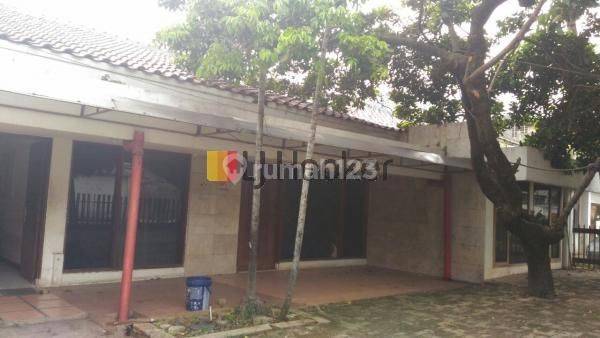 Rumah Tua Hitung Tanah di Jual dengan Harga NJOP S. Parman - Jakarta Barat 1