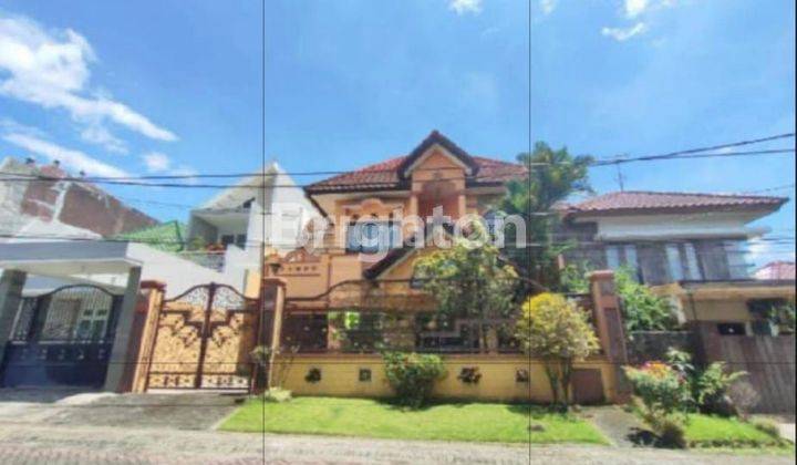 RUMAH MURAH DAN BAGUS DAN ASRI 2 LANTAI DI KOMPLEKS ARAYA 1