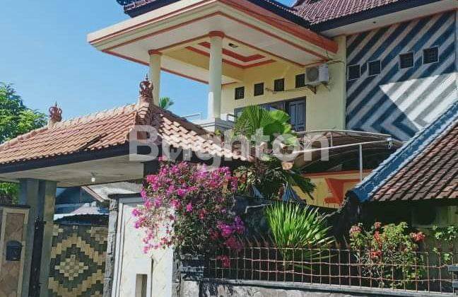 RUMAH CANTIK DAN LUAS DI PEDUNGAN 1