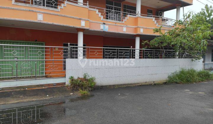 Di  Rumah Kompleks Purnama Asri Jl Purnama Pontianak 1