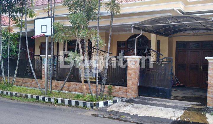 Rumah Bagus Nyaman Jl. Bunga bunga dekat Suhat 1