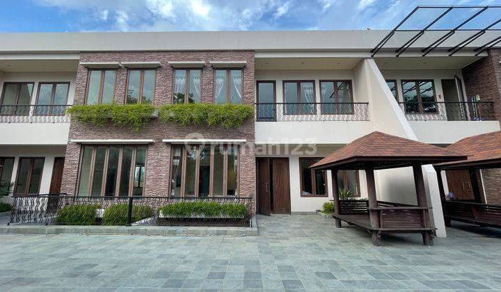 Rumah Mewah di Kompleks Grand City Resort Kota Makassar 1