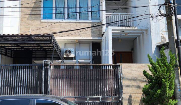 RUMAH  KELAPA GADING BAGUS SIAP HUNI 1