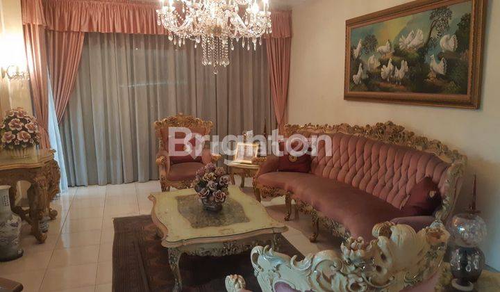 Rumah Siap Huni Semi Furnished dekat JBC Kramat Senen Jakarta Pusat 1