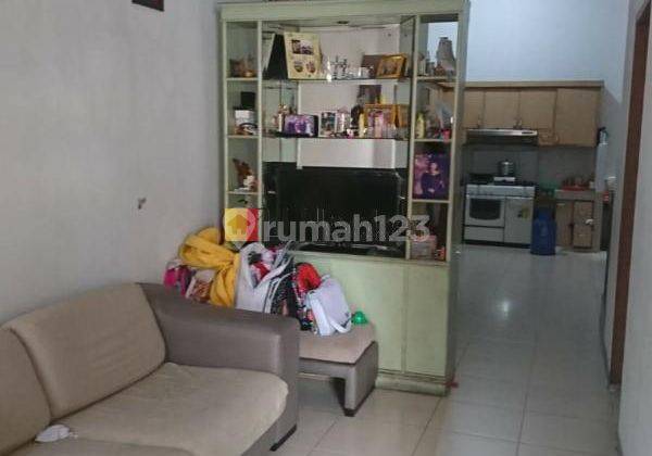 Rumah Minimalis modern siap huni di Tomang Jakarta Barat 2