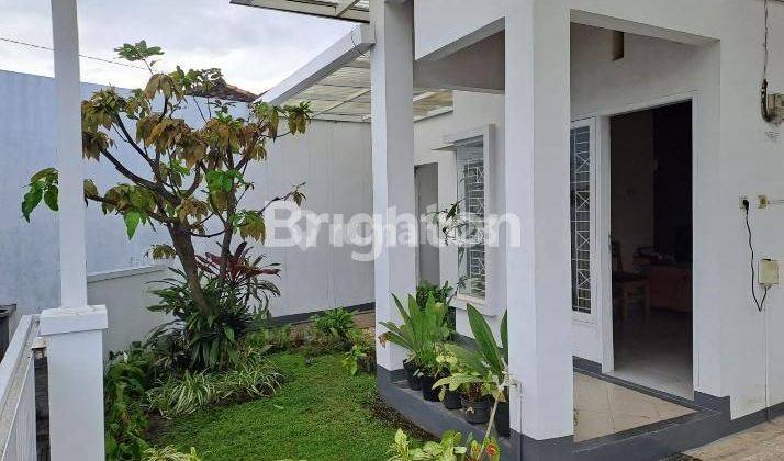 RUMAH TERAWAT SIAP HUNI  LENGKAP DENGAN GAZEBO DAN KOLAM IKAN KOI DI PANCANAKA ORCHID HILL 2