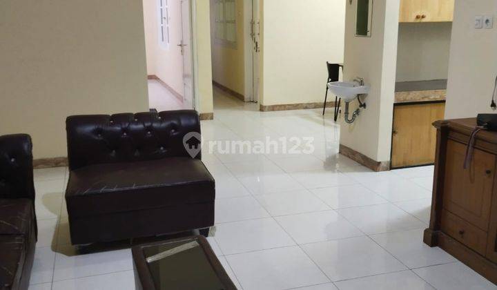 Rumah Bagus Siap Huni Semi Furnished Di Meadow Green  2